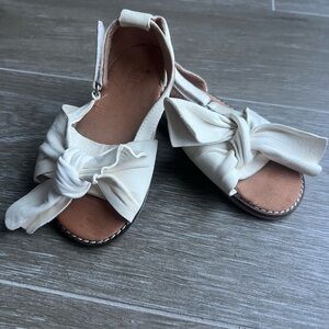 Zara toddler or Baby Organic sandal made in Spain